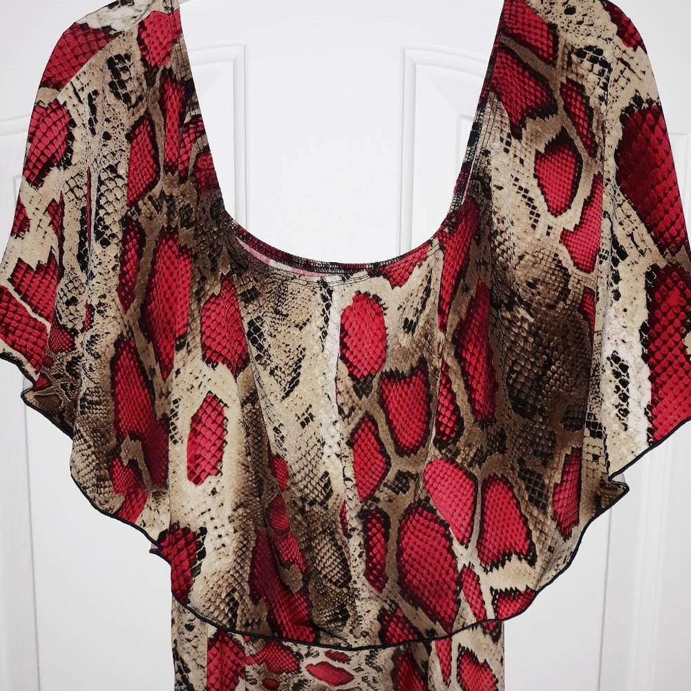 SALE!😍👉🏽Exotic Snake-print Dress!🐍